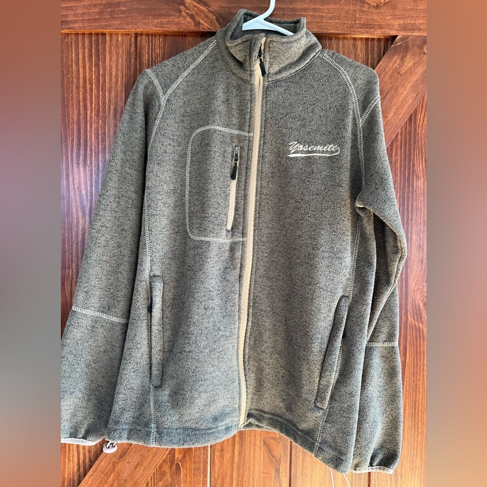 YOSEMITE Zip Up Jacket